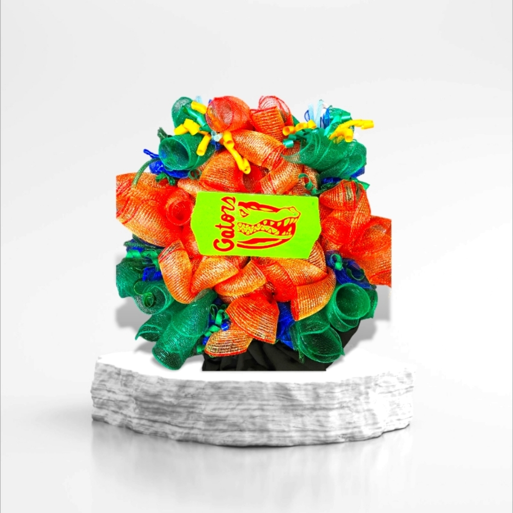 Deco mesh wreath